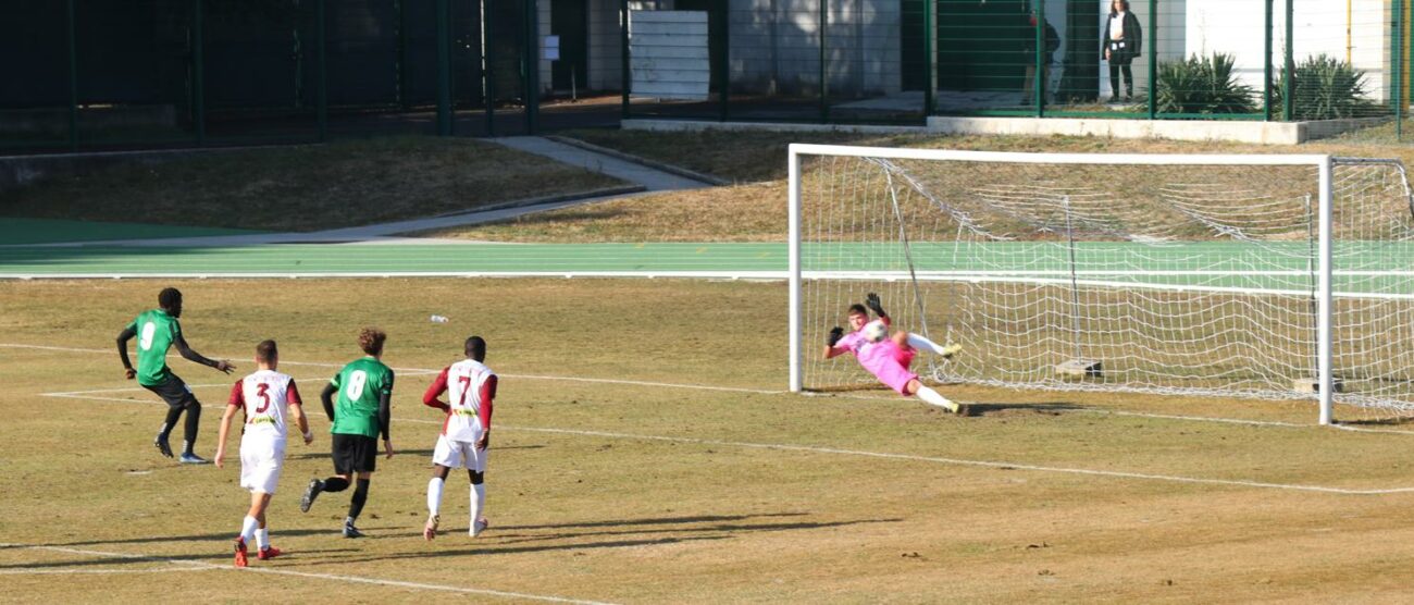 Il rigore sbagliato da Fall alla mezzora del primo tempo che poteva portare sul 3-1 il Vis Nova, calciato sul portiere Pilotti