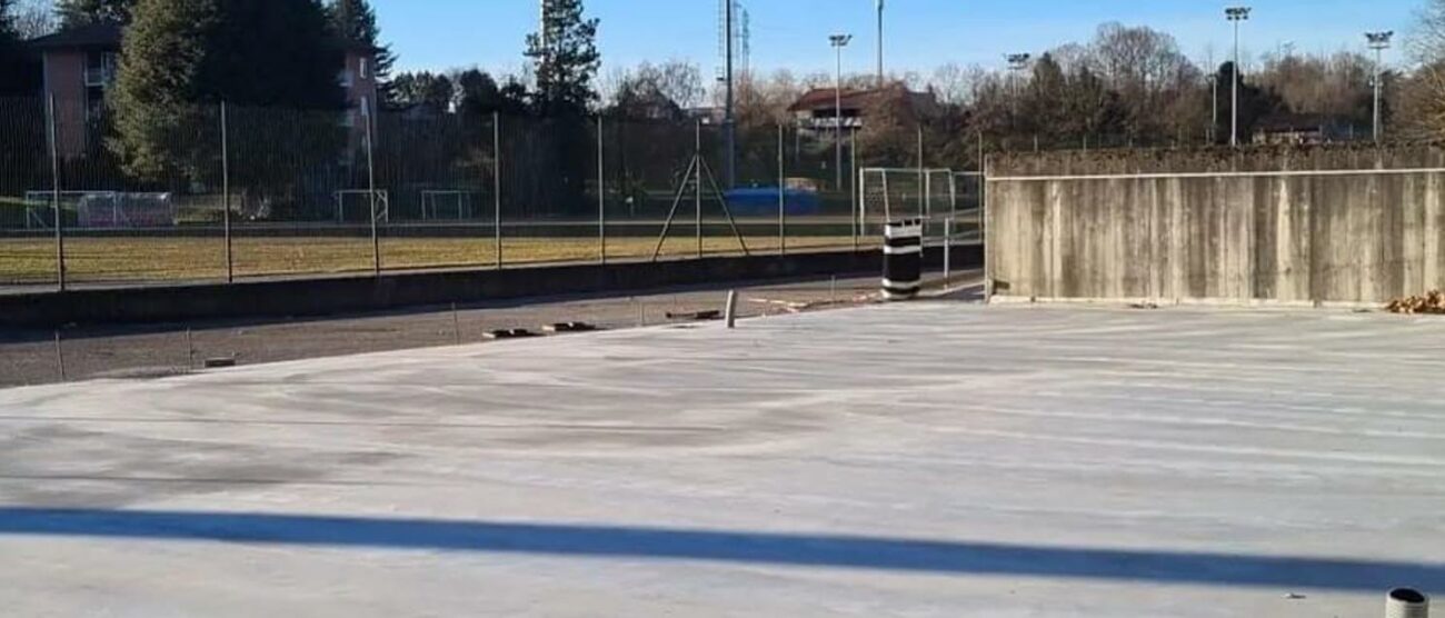 L’impianto per il padel in realizzazione a Sovico