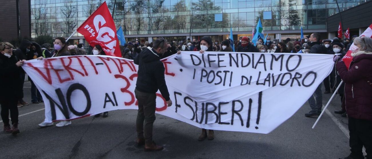 L’ultimo presidio e corteo dei   lavoratori della Verti