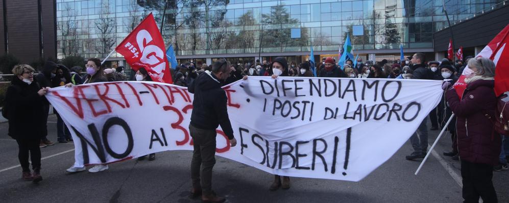 Presidio e corteo dei lavoratori Verti