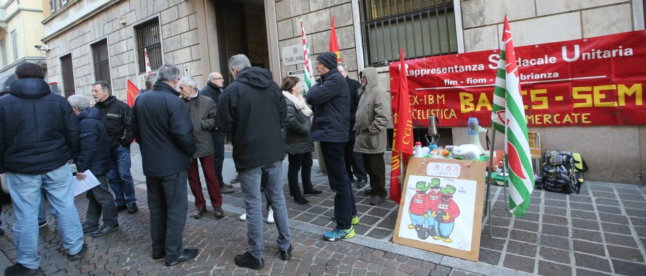 Un presidio degli ex lavoratori Bames