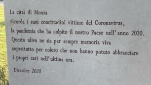 Monza Inaugurato il cippo a ricordo vittime Covid