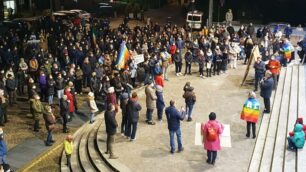 Agrate presidio per la  pace in  piazza San Paolo