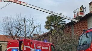 Besana in Brianza incendio canna fumaria