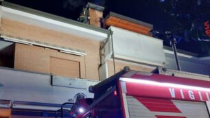 Incendio canna fumaria Limbiate (Foto VvFf)