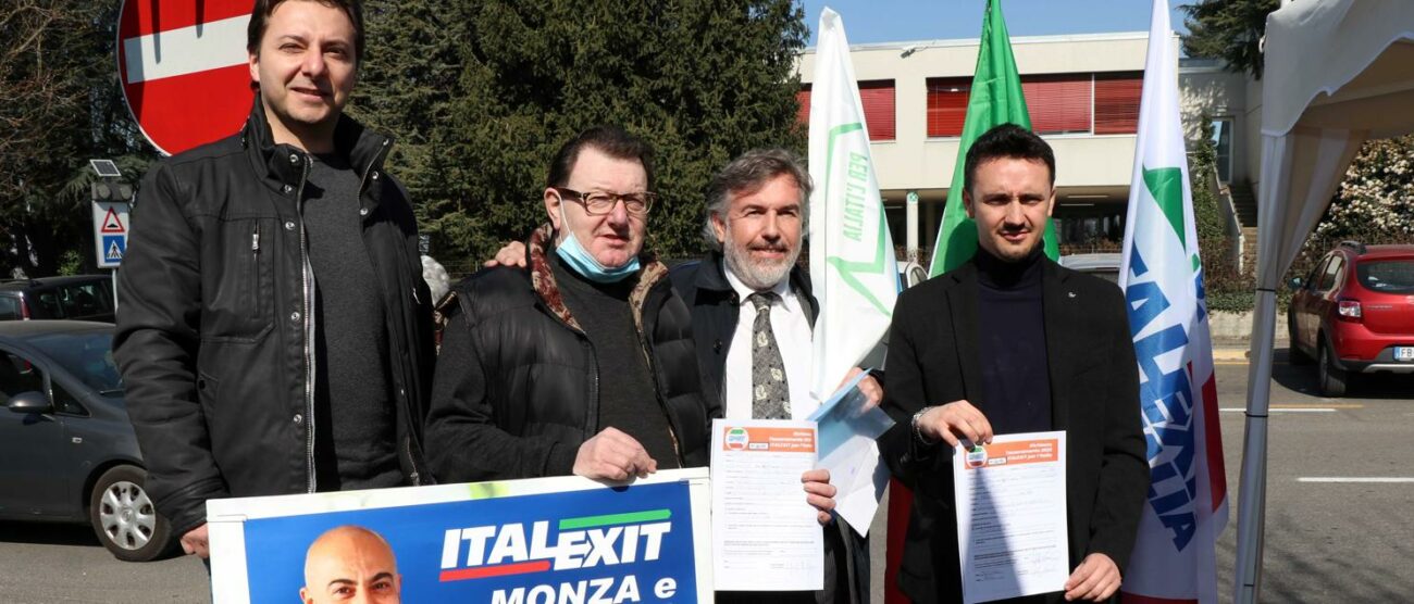 Damiano Santimone, responsabile provinciale, Giorgio Taveggia, il segretario di Meda di Italexit, Cesare Sorgato e Andrea Terraneo