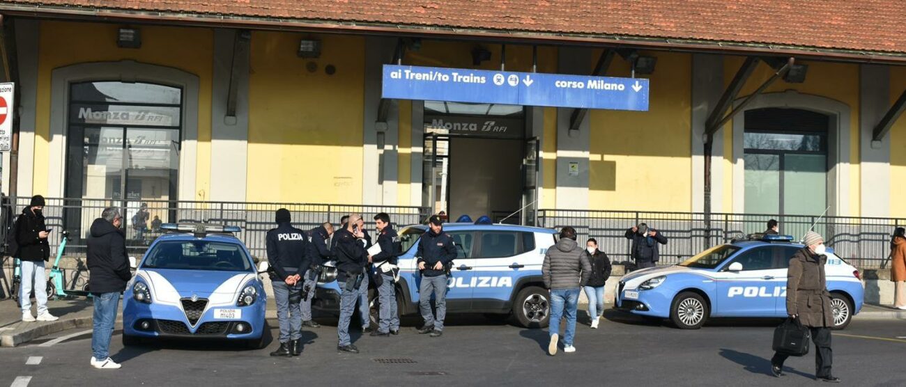 Controlli questura Monza