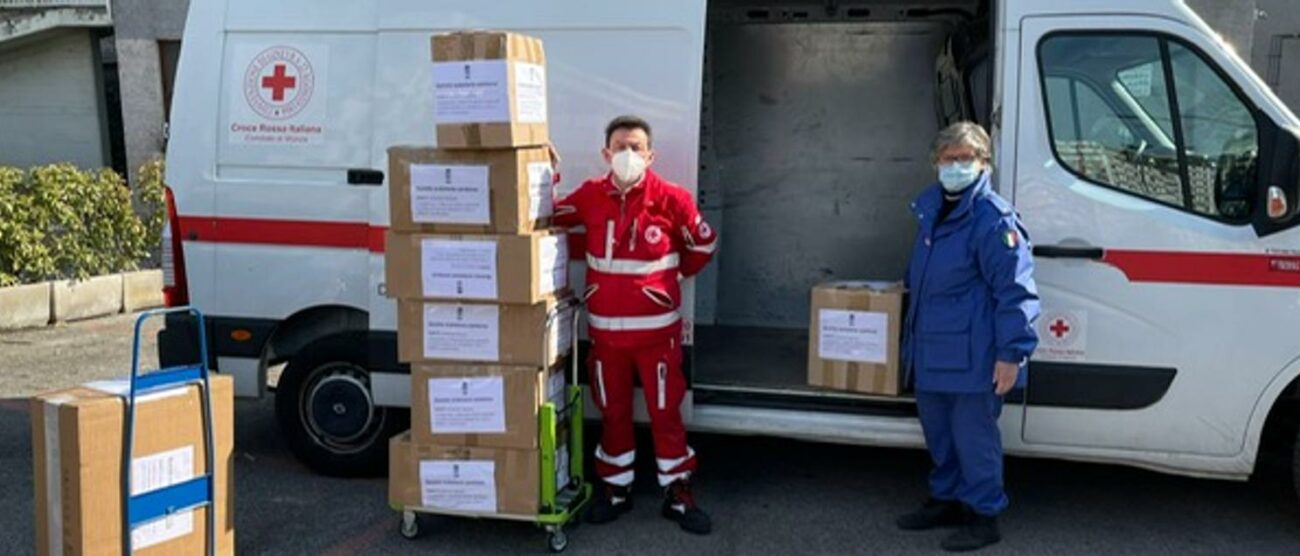 Abio raccolta per bambini profughi Ucraina con Croce rossa italiana