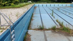 Vimercate Piscina stato attuale degrado