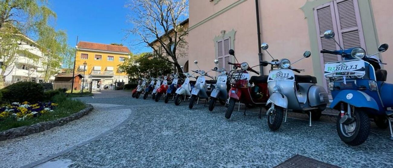 Biassono raduno vespe e scambio gagliardetto