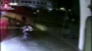 Baby gang a Monza, rissa in centro