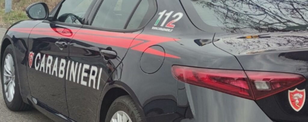 Un’auto dei carabinieri (foto Carabinieri)