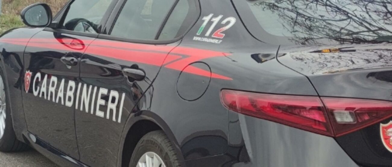 Un’auto dei carabinieri (foto Carabinieri)