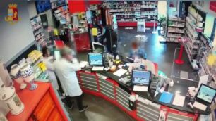 Monza: il rapinatore della farmacia arrestato