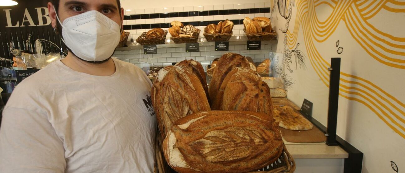 Pane di farine locali