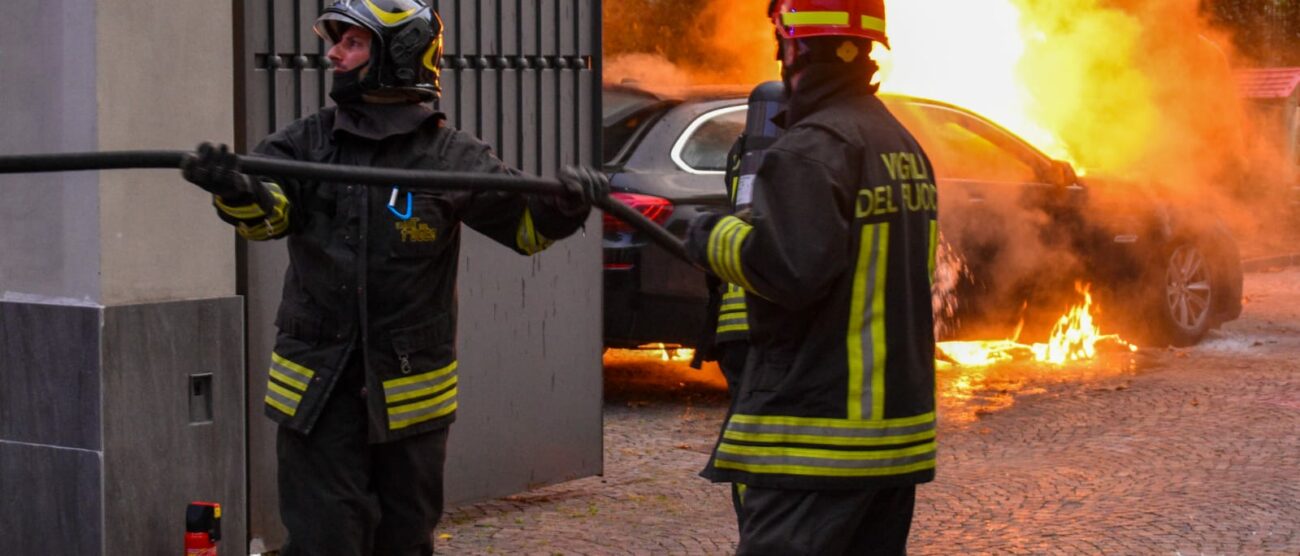 Vigili del fuoco a Carate Brianza