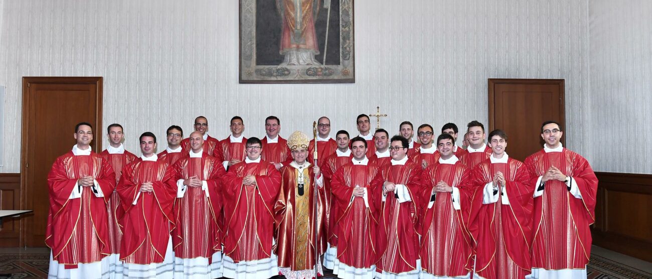 22 nuovi sacerdoti con arcivescovo Mario Delpini