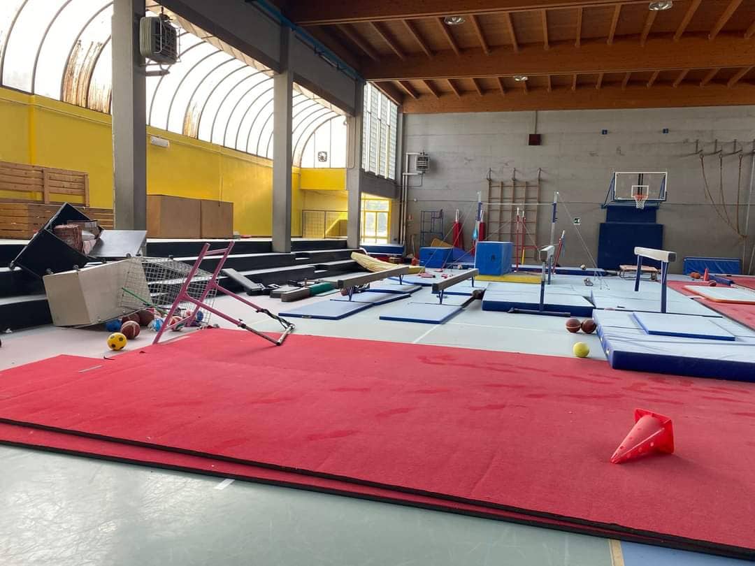 Nova Milanese: roubo e vandalismo no ginásio da Via Fiume