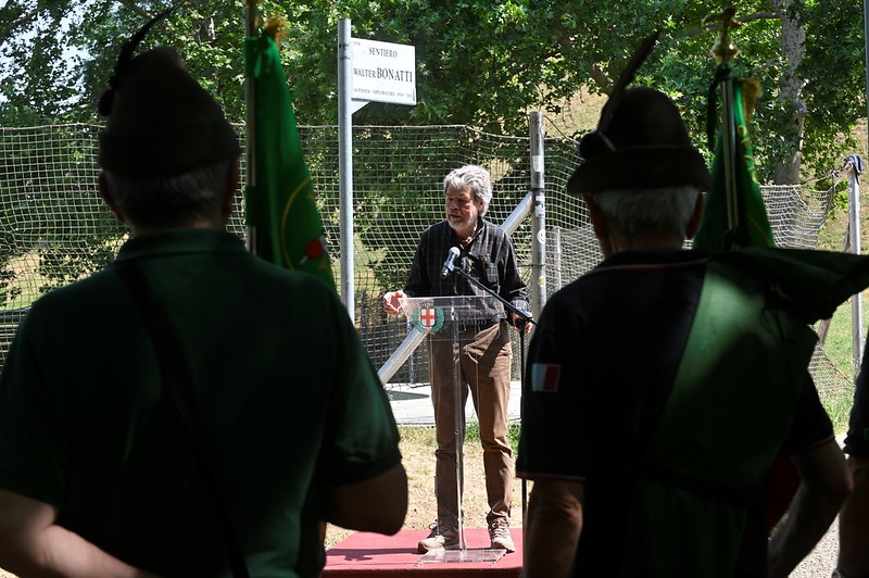 Intitolazione sentiero Walter Bonatti al Parco Lambro Reinhold Messner