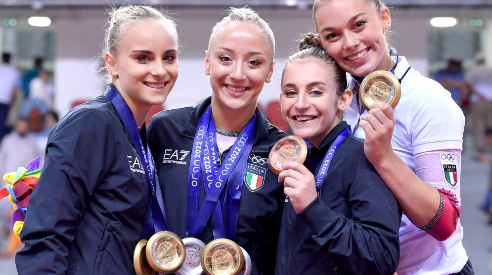 Villasanta Ginnastica La gioia di Martina Maggio e delle azzurre - foto Simone Ferraro/Coni