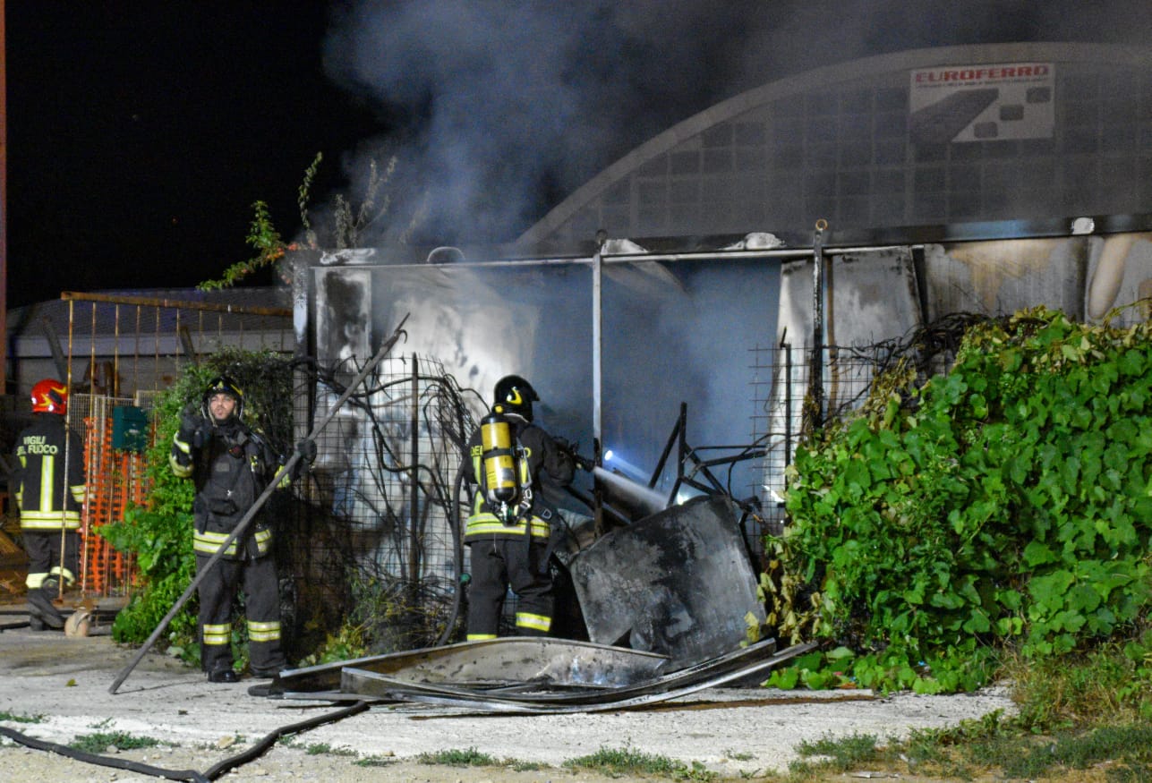 Incendio a Giussano