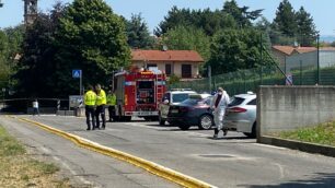 Ritrovato cadavere in una macchina davanti alle scuole di Montello