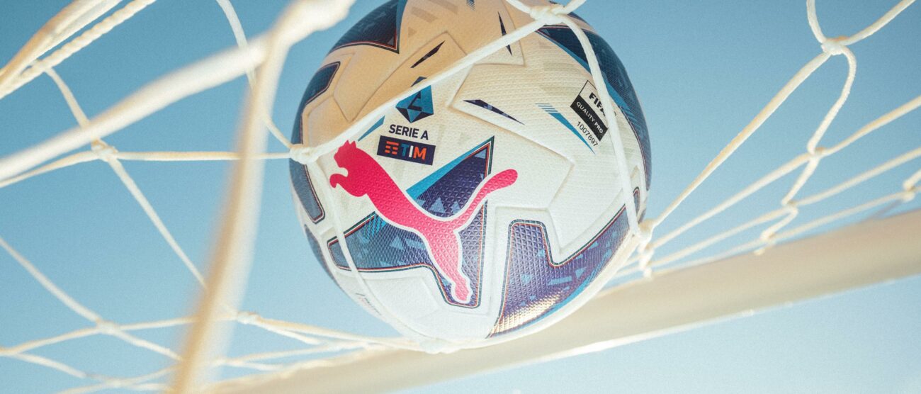 Calcio il Pallone Puma Orbita del campionato di Serie A