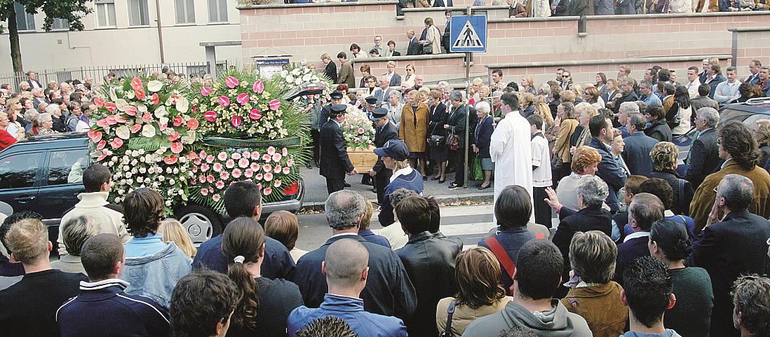 Monza, una cerimonia funebre - foto d'archivio