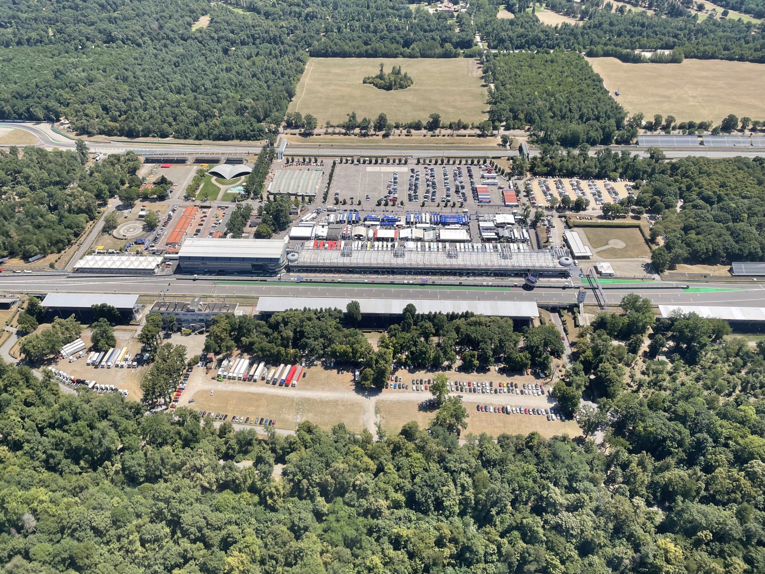 In volo su Monza sul dirigibile Goodyear