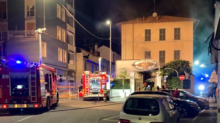 L'incendio nel bar di Giussano