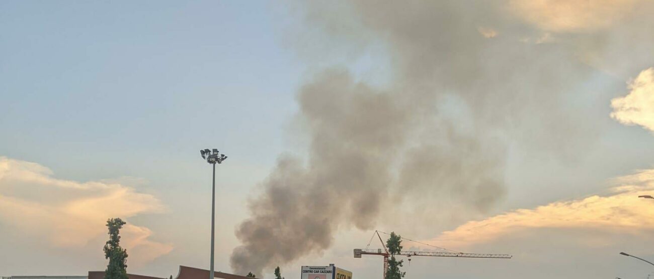 Incendio Saronno visto da Solaro