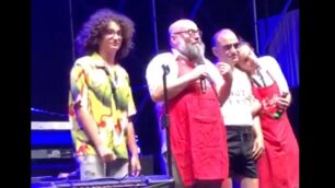 Pizzaut Acampora al Concertozzo di Elio e le Storie Tese