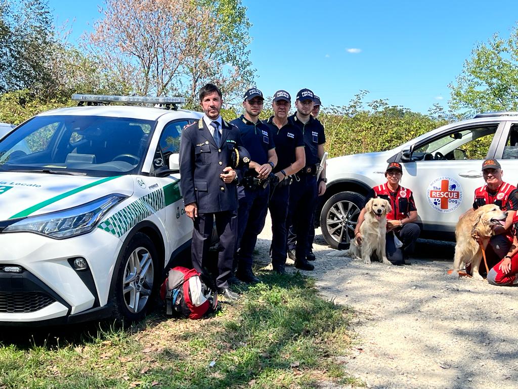 Ricerca donna a Senago: polizia locale e The Rescue Dog