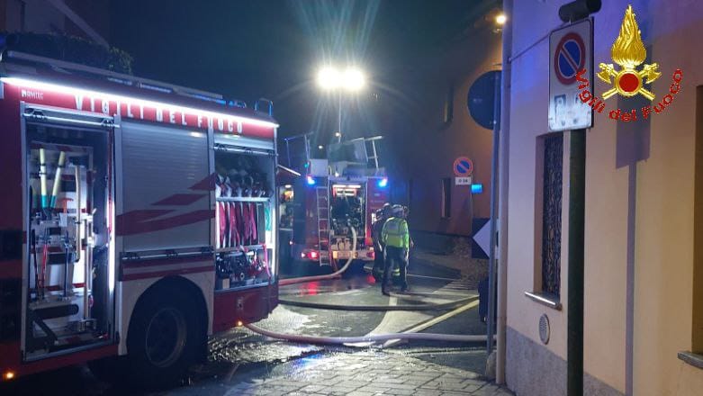 Incendio Bellusco - foto Vigili del fuoco