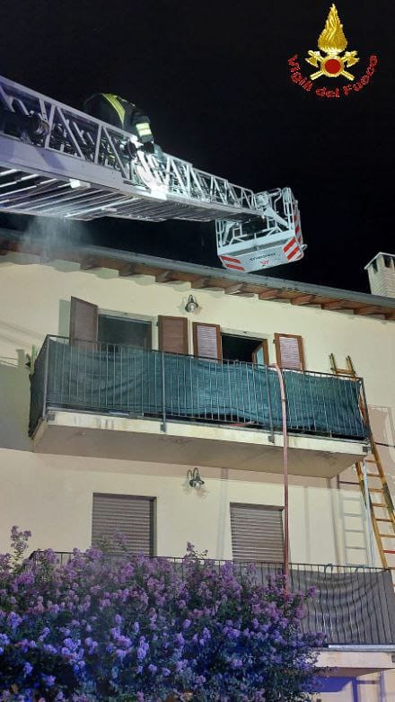 Incendio Bellusco - foto Vigili del fuoco