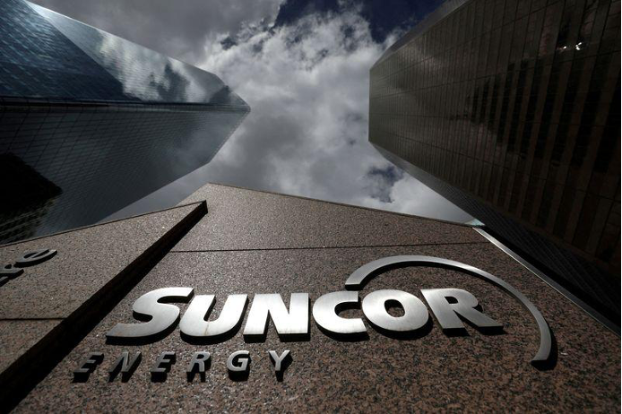 Petro-Canada’s revenue and antitrust laws are likely to prevent Suncor from trading its unit
