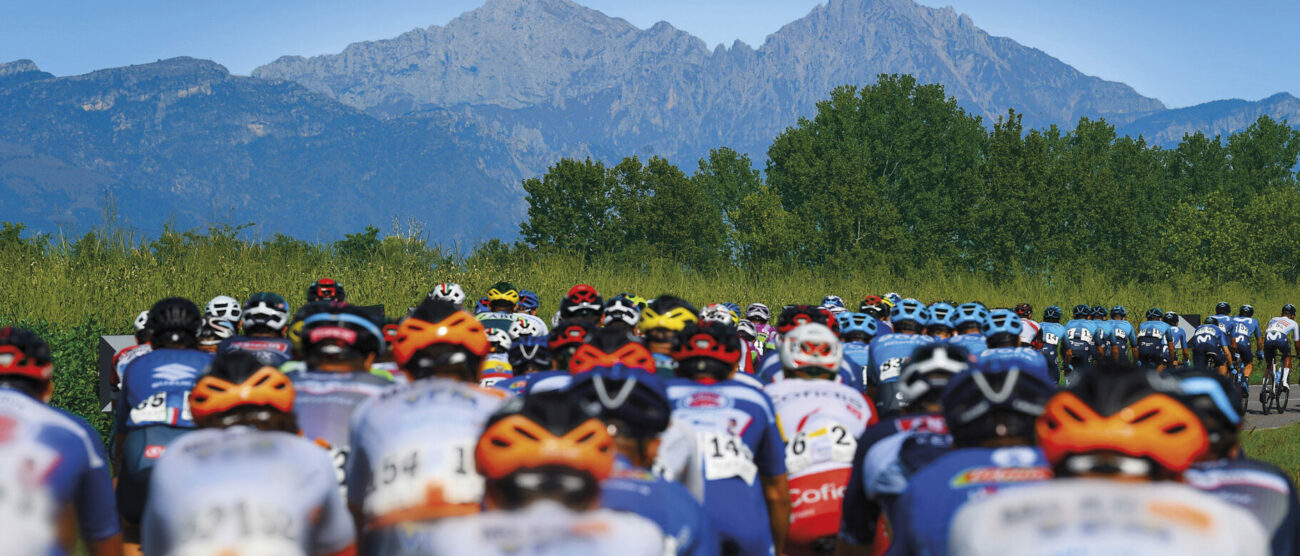 Ciclismo Coppa Agostoni LIssone particolare della locandina dell'evento