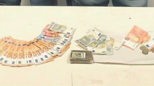 Monza la droga e il denaro sequestrati dalla Polizia