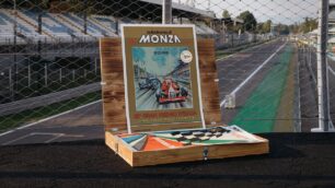 Monza 100 il box speciale con 11 poster
