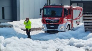 Biassono incendio in capannone