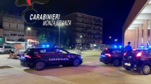 I controlli dei carabinieri a Vimercate