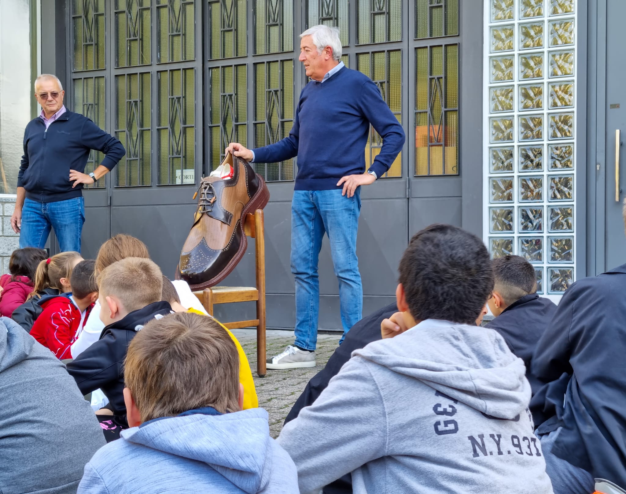 Giussano progetto Scuola primaria corti storia