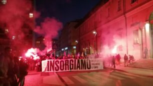 Arrivo manifestazione in piazza Trento Trieste