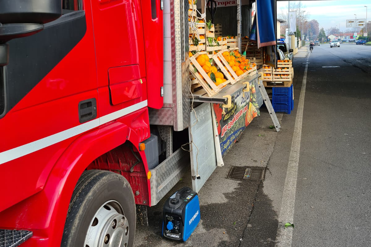 Monza sequestro frutta polizia provinciale