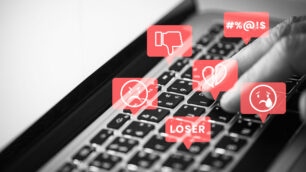 Social media Cyberbullismo - Immagine di rawpixel.com su Freepik