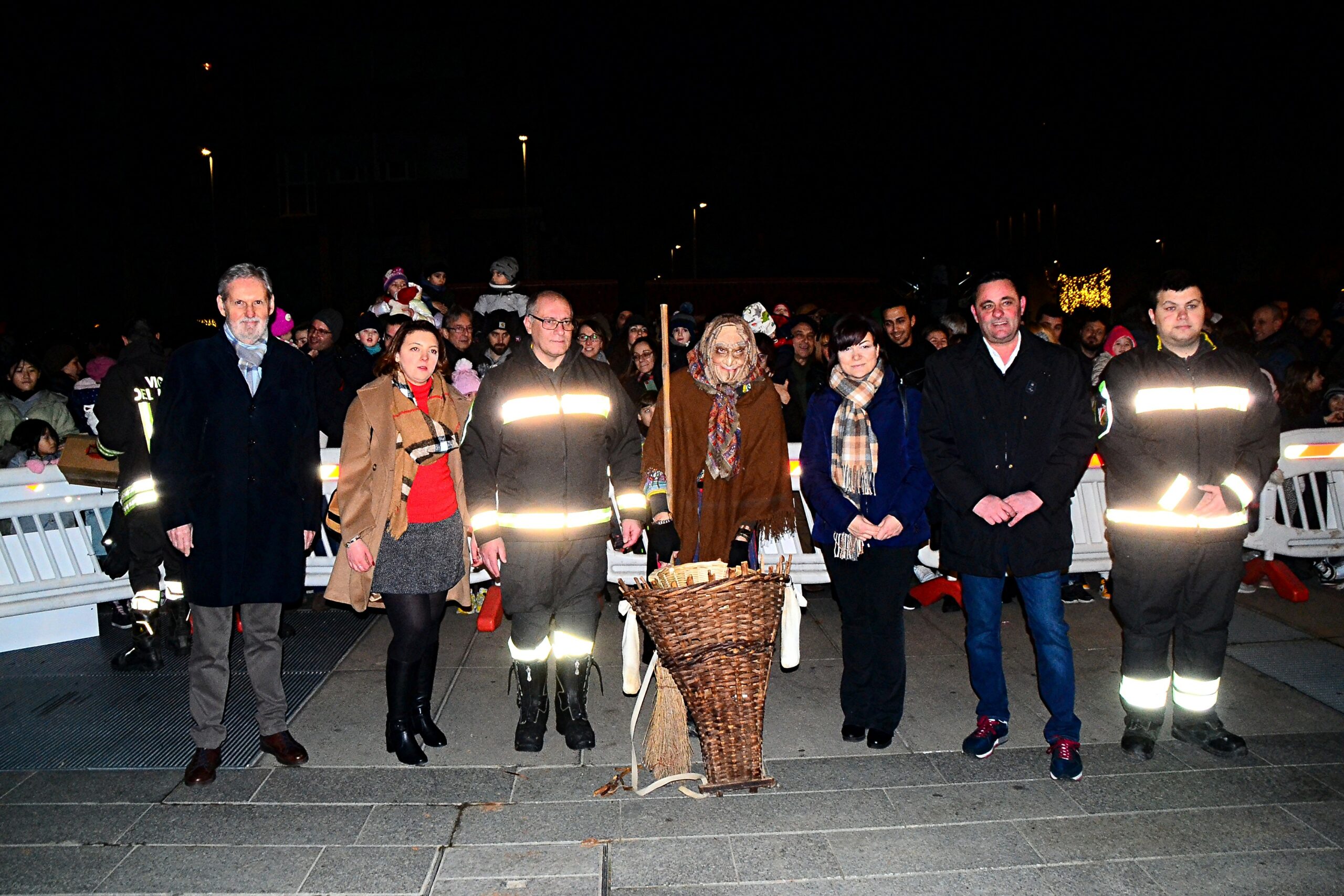 La befana dei vigili del fuoco a Lissone