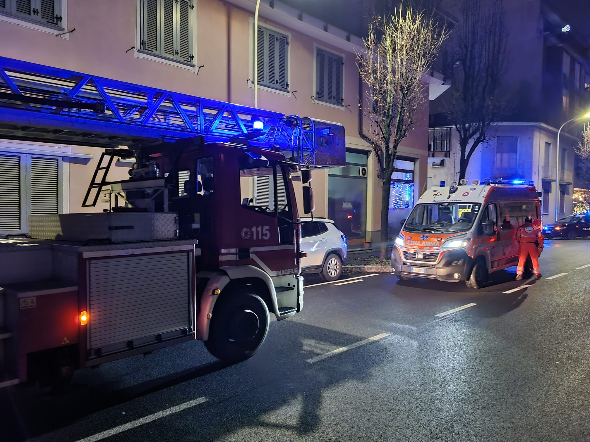 L'incendio in appartamento a Seregno