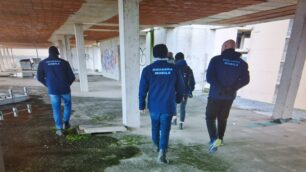 Polizia e Labanof sopralluogo cantiere Villasanta