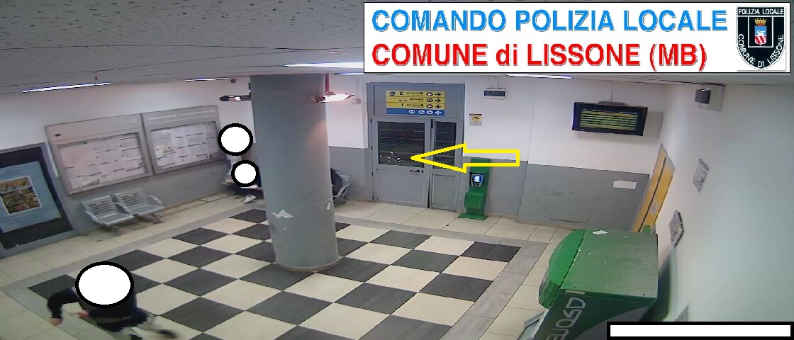 Lissone vandalismo stazione