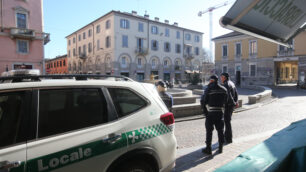 Controlli in piazza Indipendenza a Monza